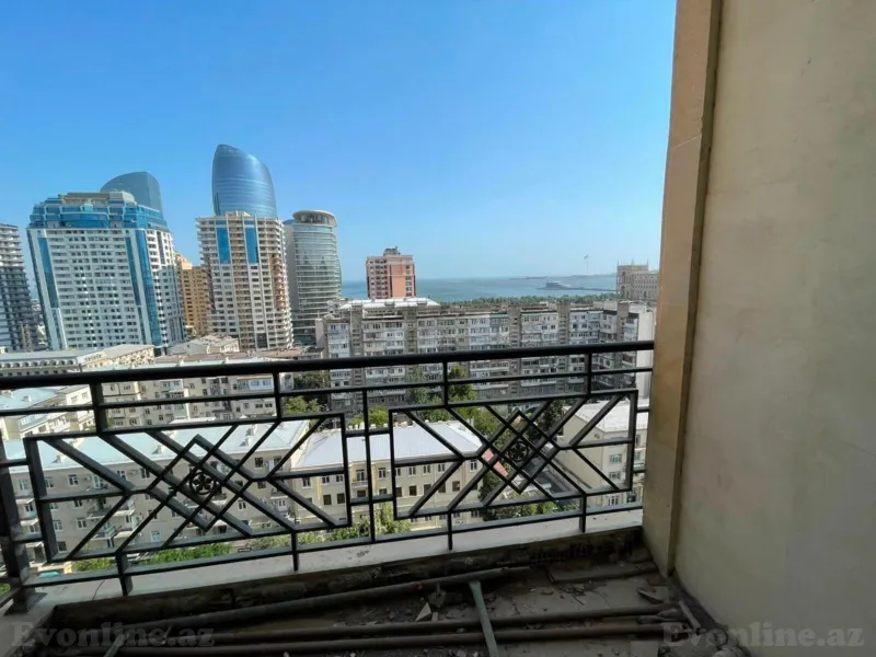 Satılır 4 otaqlı Mənzil Yeni tikili 250 m² 28 May m. - şəkil 8