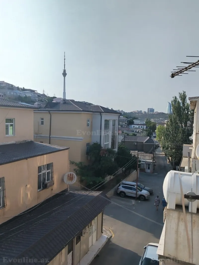 Satılır 2 otaqlı Mənzil Köhnə tikili 50 m² Bayıl - şəkil 15