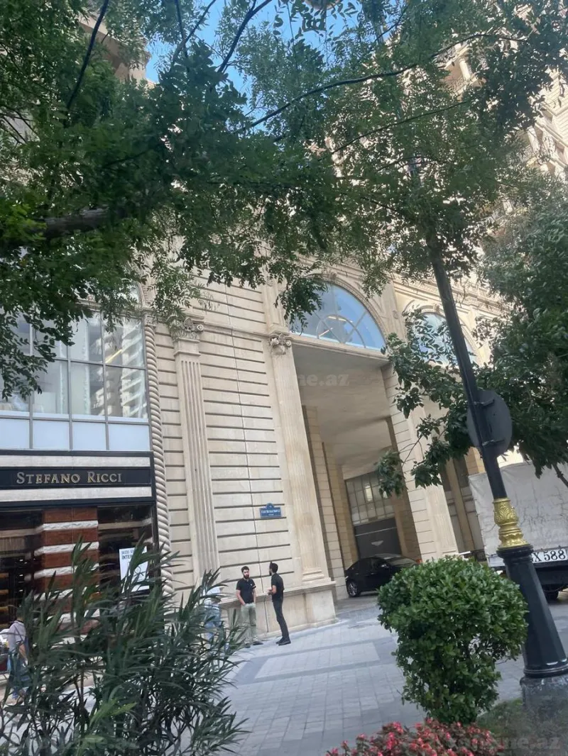 Satılır 3 otaqlı Mənzil Yeni tikili 202 m² Xətai r. - şəkil 8