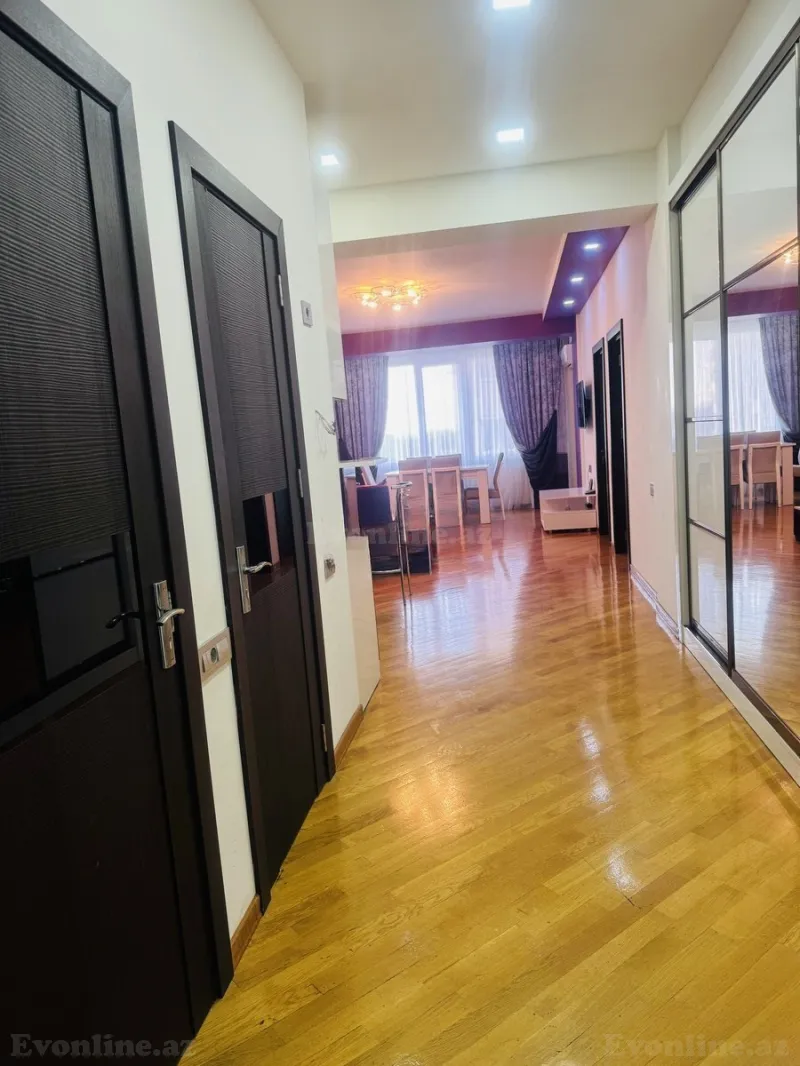 2 otaqlı Mənzil 80 m² Qara Qarayev m. Kirayə verilir
