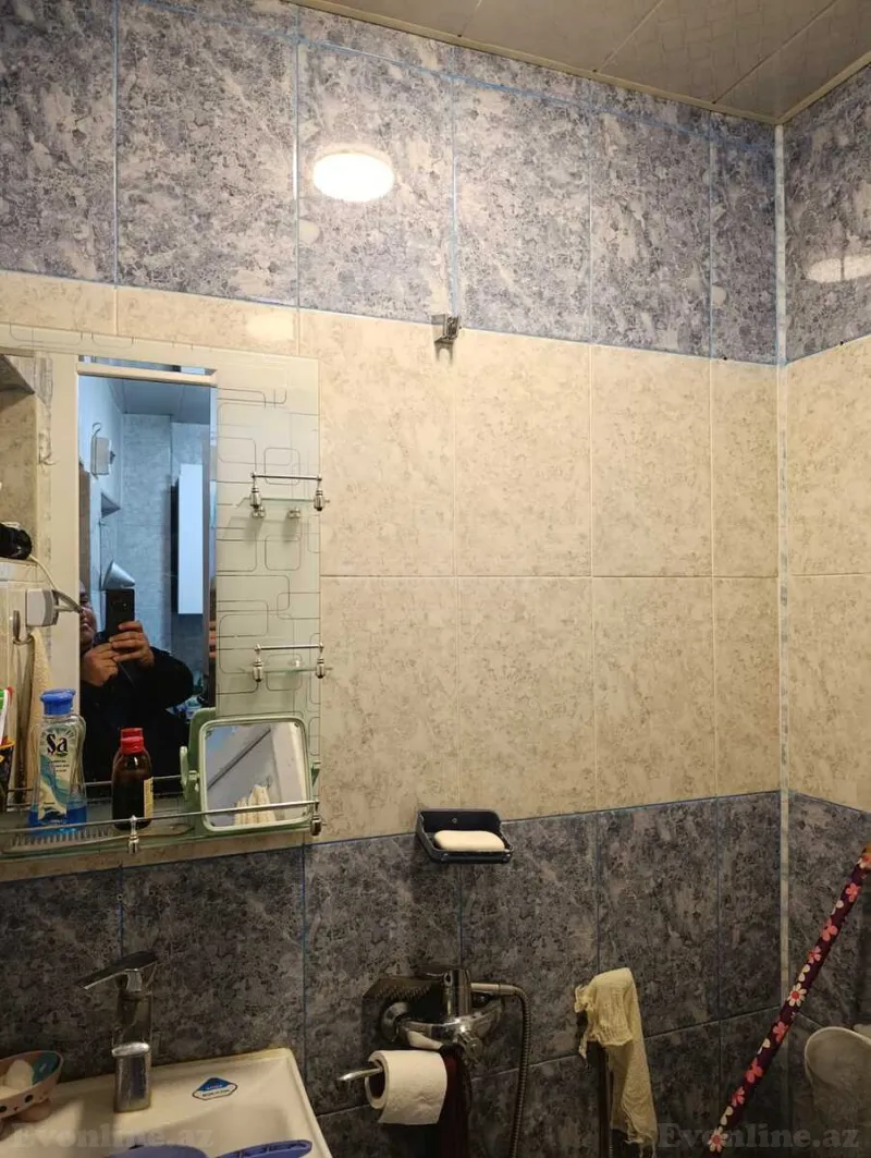 Kirayə verilir 1 otaqlı Mənzil Köhnə tikili 27 m² Səbail r. - şəkil 3