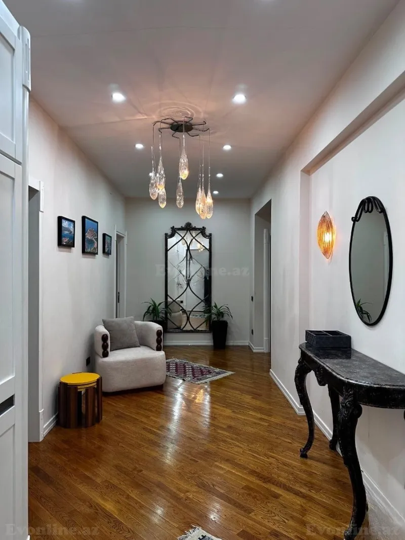 Kirayə verilir 3 otaqlı Mənzil Yeni tikili 141 m² Xətai r. - şəkil 3