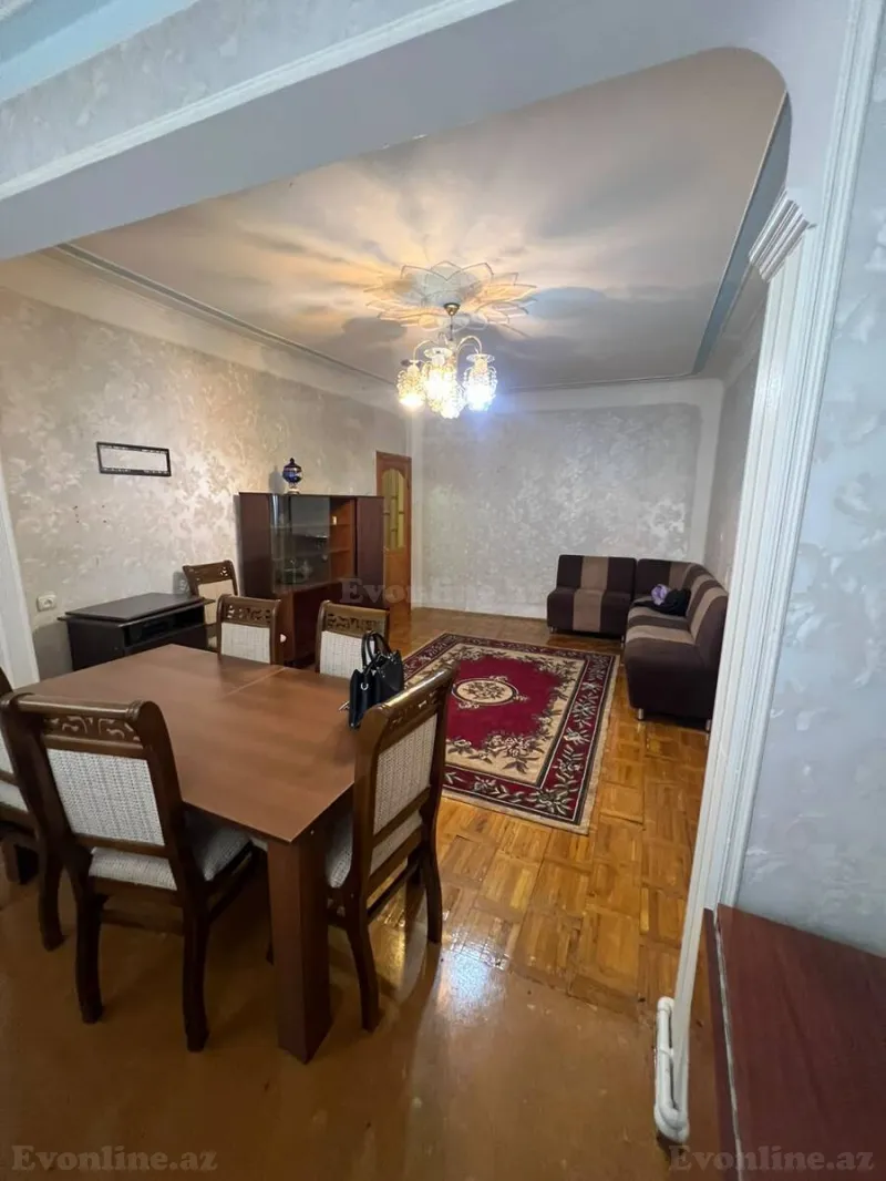 Satılır 3 otaqlı Mənzil Köhnə tikili 60 m² Sumqayıt