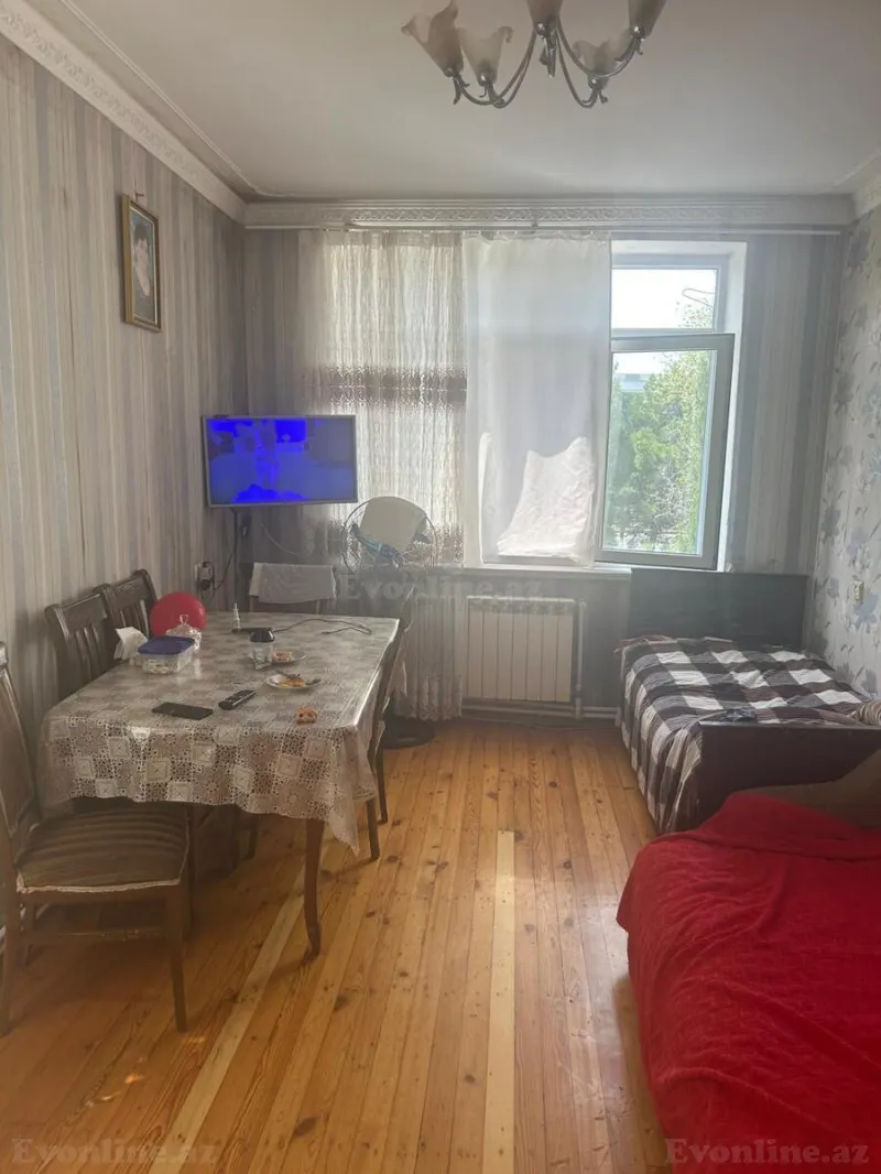 Satılır 2 otaqlı Mənzil Köhnə tikili 56 m² Sumqayıt