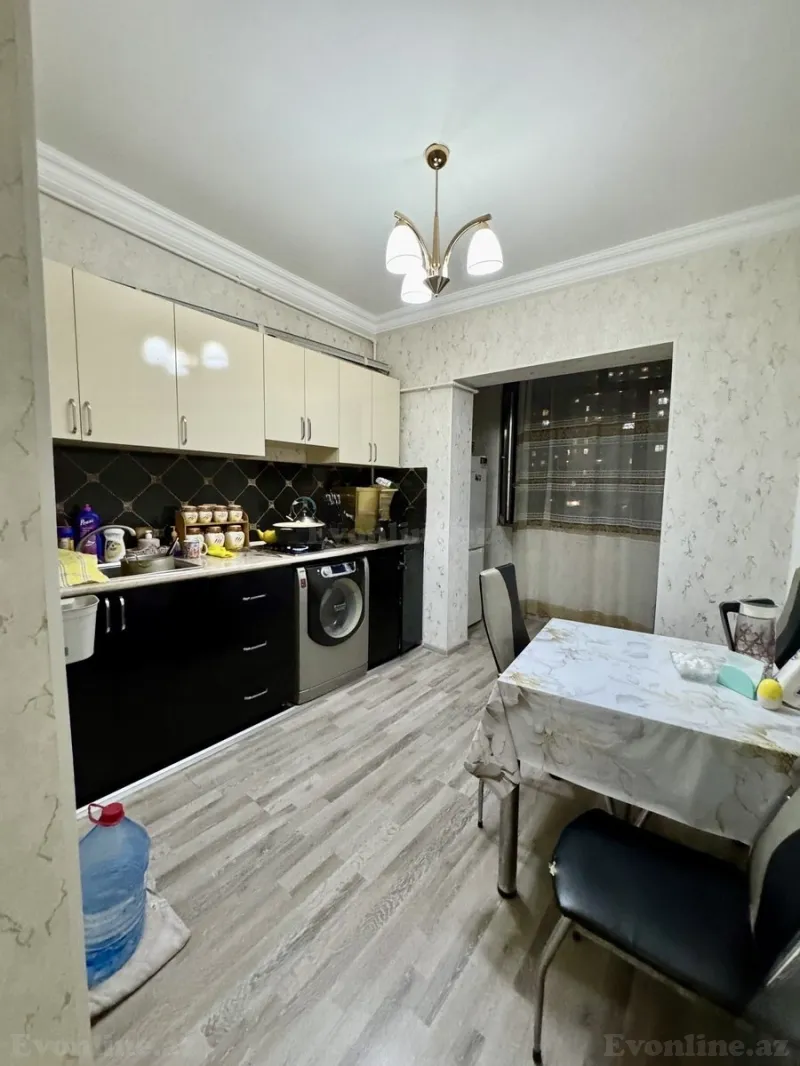 Satılır 2 otaqlı Mənzil Köhnə tikili 60 m² Yeni Yasamal - şəkil 4