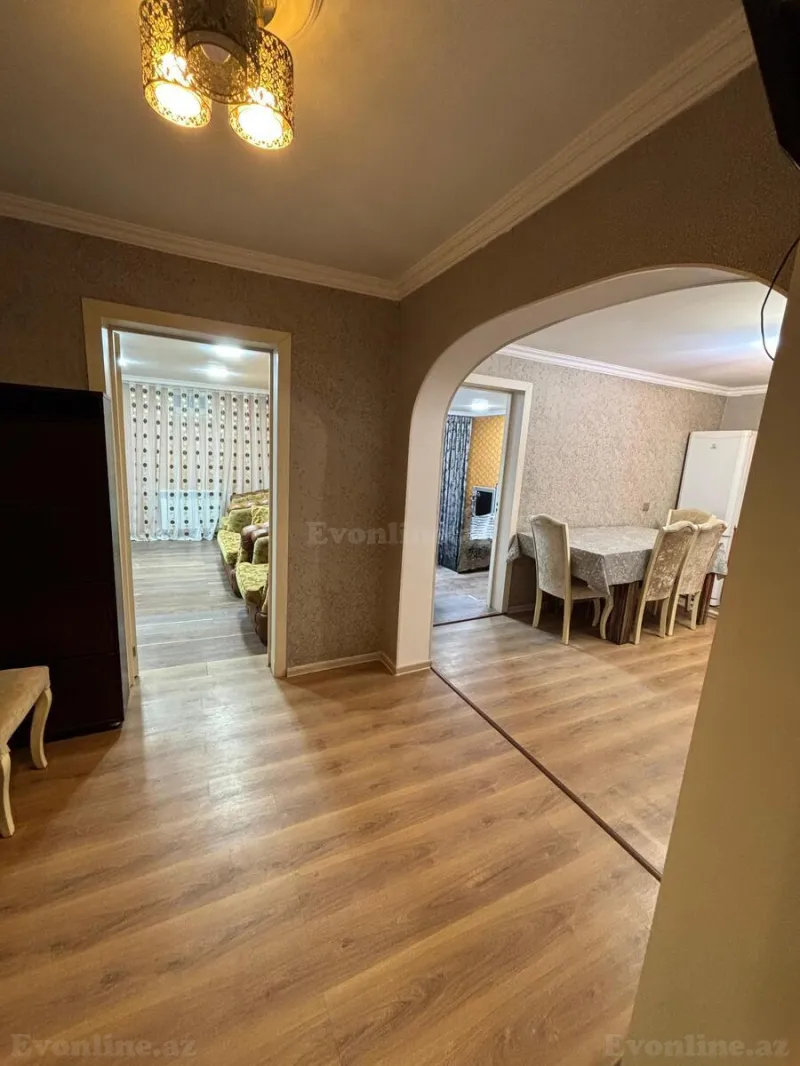 Satılır 2 otaqlı Həyət evi 65 m² Suraxanı r. - şəkil 3