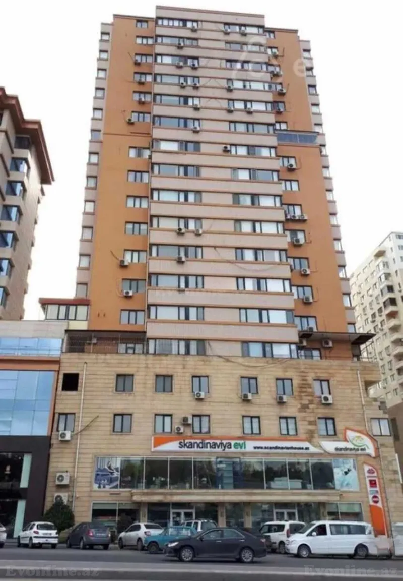3 otaqlı Mənzil 150 m² Xətai r. Satılır