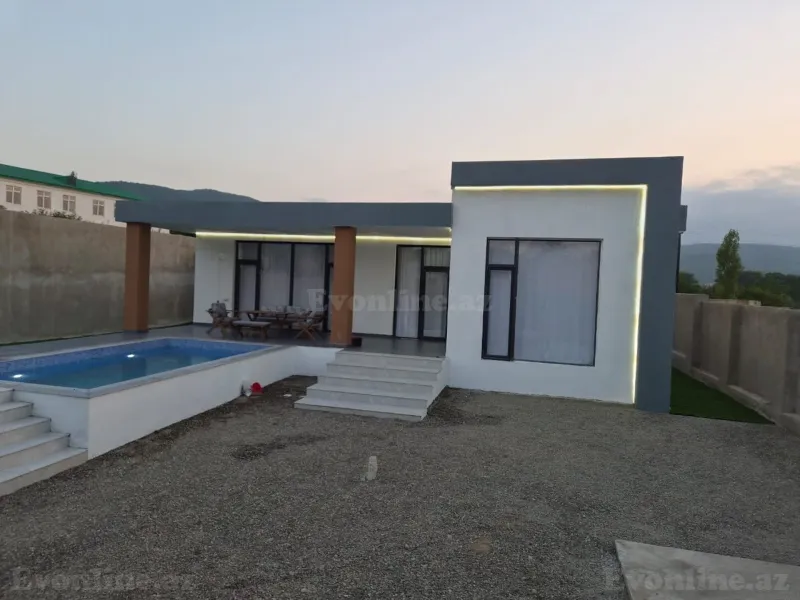3 otaqlı Həyət evi 110 m² Quba Satılır