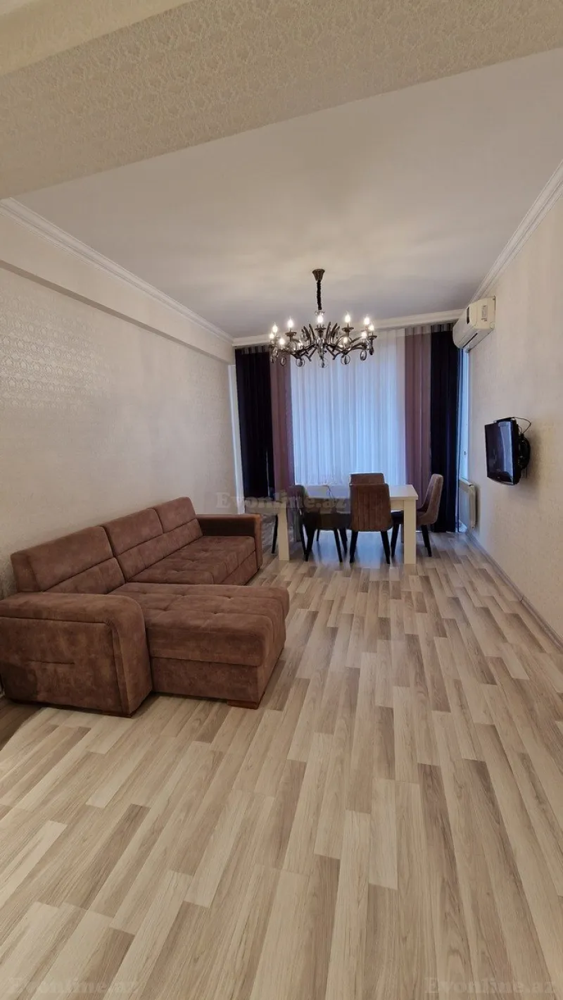 3 otaqlı Mənzil 98 m² 20 Yanvar m. Kirayə verilir