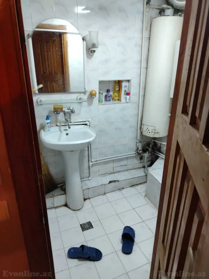 Satılır 2 otaqlı Mənzil Köhnə tikili 54 m² Xətai r. - şəkil 8