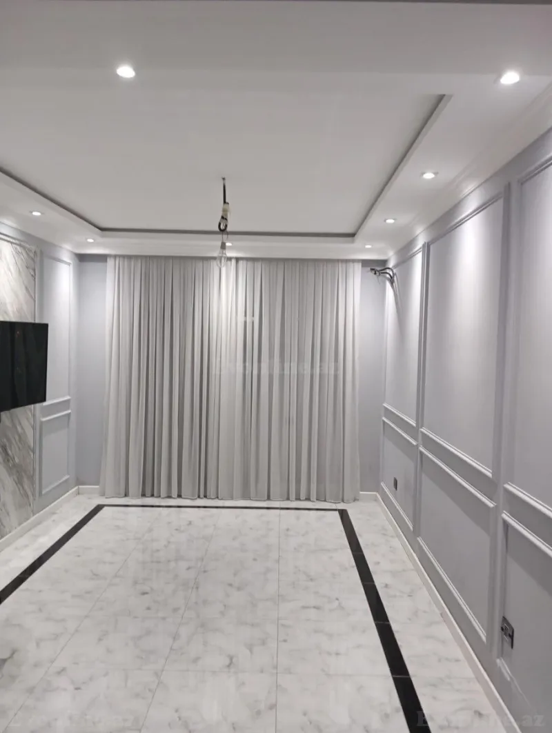 Satılır 3 otaqlı Mənzil Yeni tikili 148 m² 8 Noyabr m. - şəkil 3