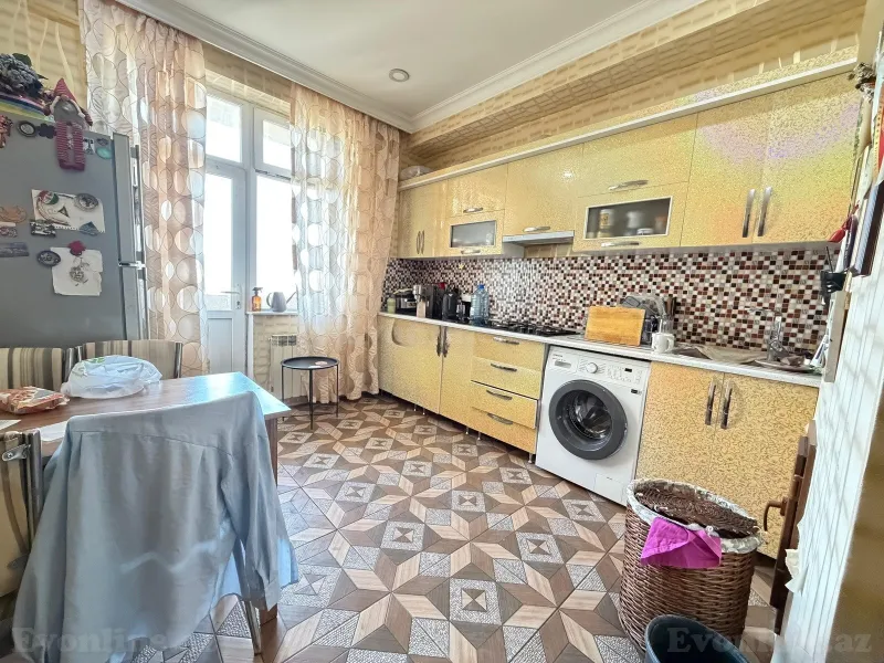 Satılır 2 otaqlı Mənzil Yeni tikili 81 m² Azadlıq prospekti m. - şəkil 9