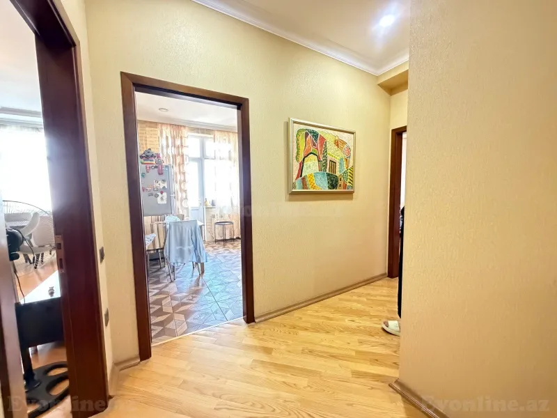 Satılır 2 otaqlı Mənzil Yeni tikili 81 m² Azadlıq prospekti m. - şəkil 12