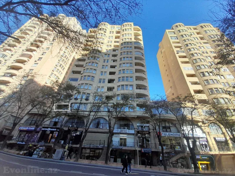 Satılır 3 otaqlı Mənzil Yeni tikili 140 m² Nizami m.