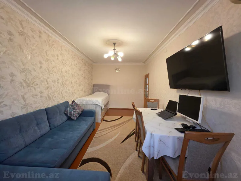 Satılır 2 otaqlı Mənzil Köhnə tikili 60 m² Əhmədli