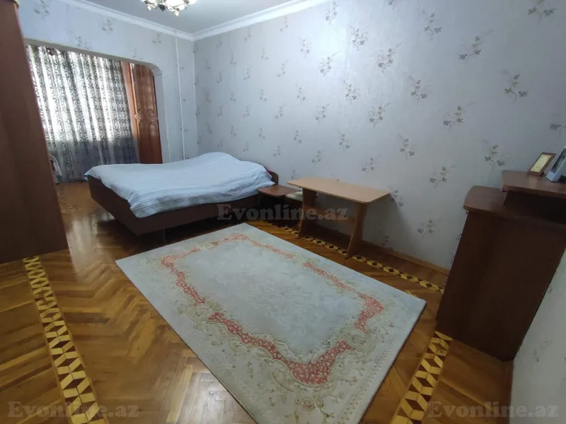 Satılır 4 otaqlı Mənzil Köhnə tikili 110 m² 8-ci kilometr - şəkil 5