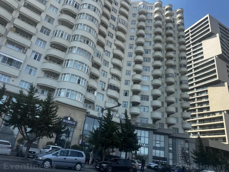 Kirayə verilir 2 otaqlı Mənzil Yeni tikili 100 m² Tbilisi pr.