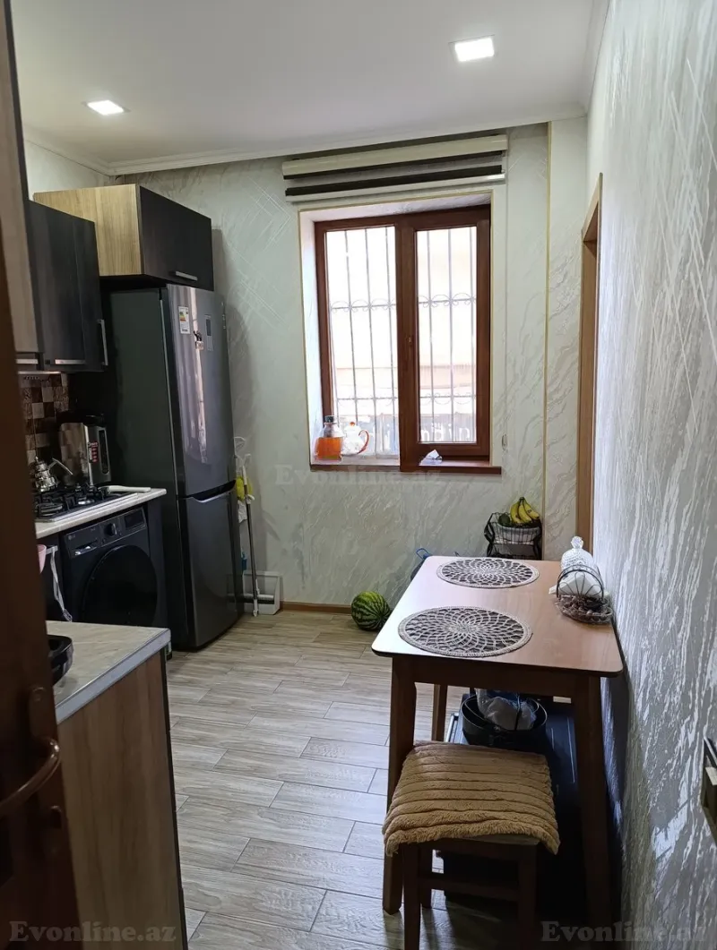 Satılır 2 otaqlı Mənzil Köhnə tikili 57 m² Əmircan - şəkil 8