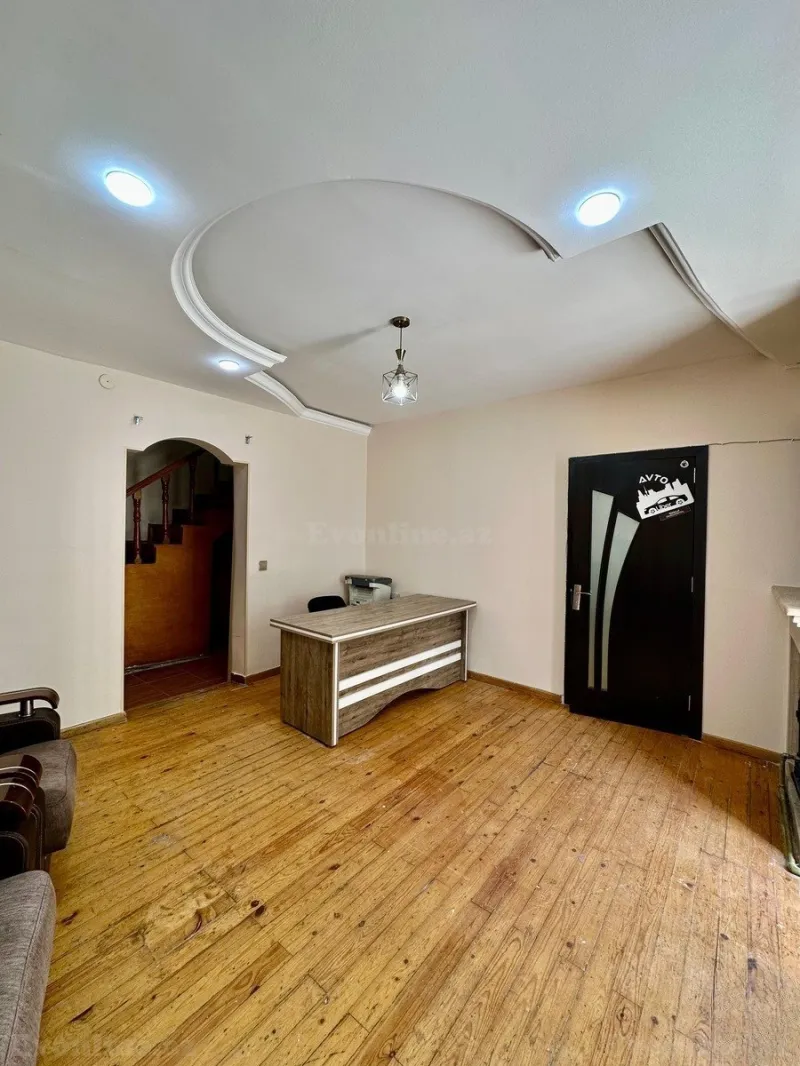Kirayə verilir 4 otaqlı Mənzil Köhnə tikili 150 m² Səbail r. - şəkil 17