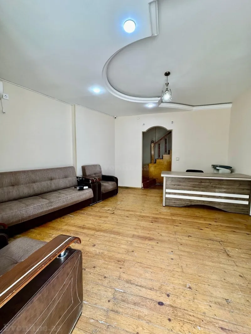 Kirayə verilir 4 otaqlı Mənzil Köhnə tikili 150 m² Səbail r. - şəkil 23