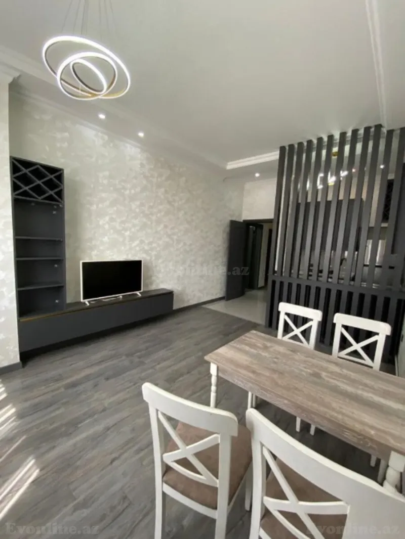Satılır 3 otaqlı Mənzil Yeni tikili 71 m² Bakmil m.