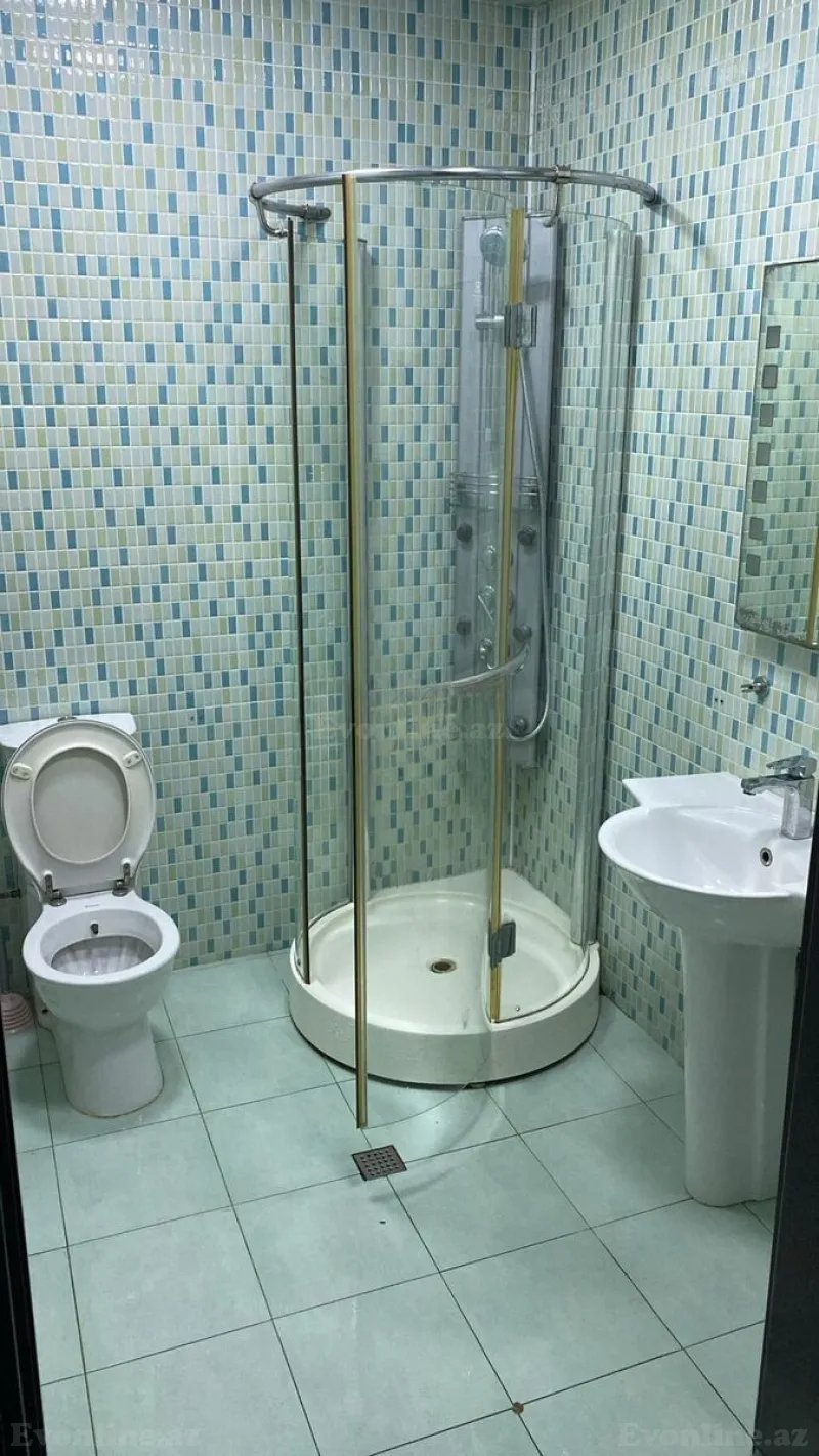 Kirayə verilir 4 otaqlı Mənzil Köhnə tikili 190 m² Nizami m. - şəkil 12