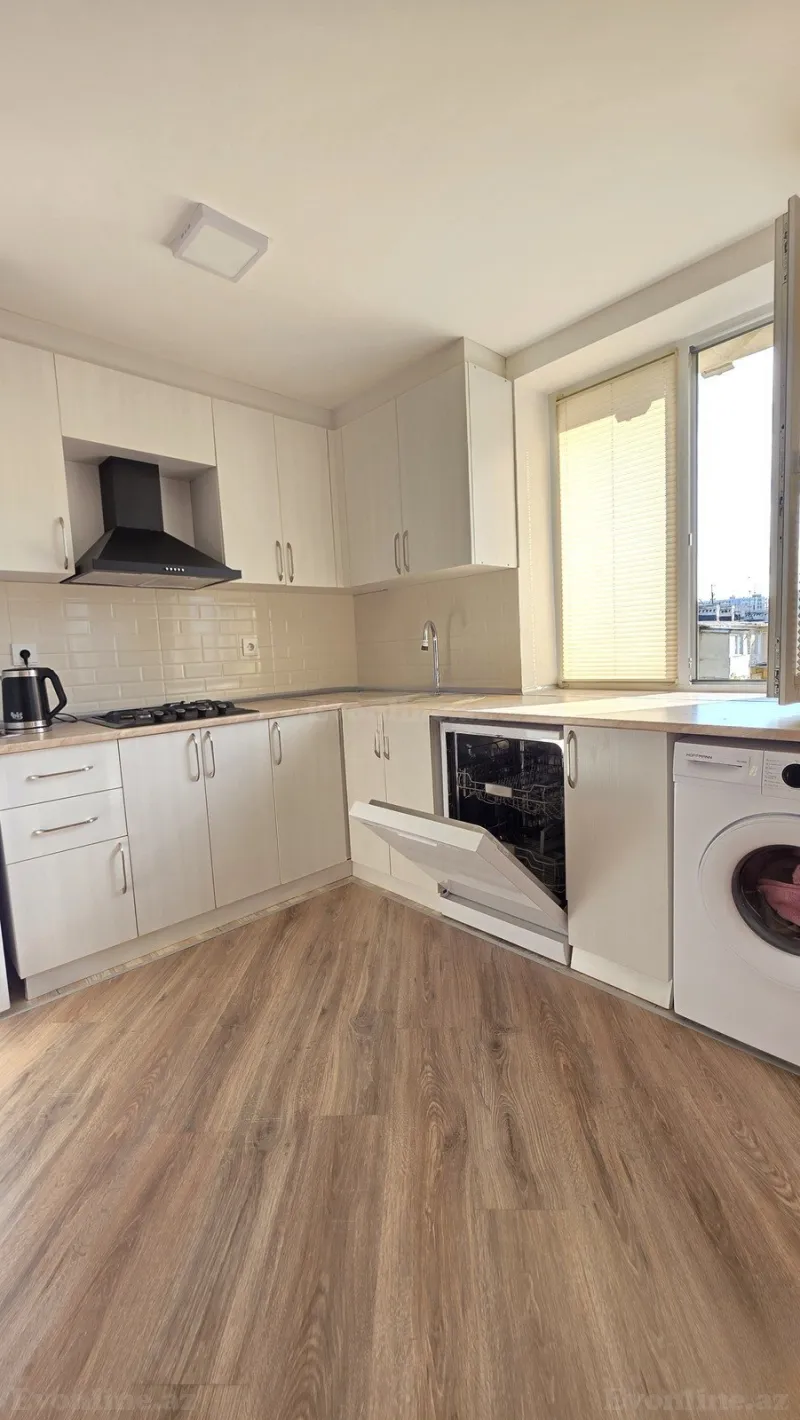 Kirayə verilir 3 otaqlı Mənzil Köhnə tikili 87 m² Nəriman Nərimanov m. - şəkil 5
