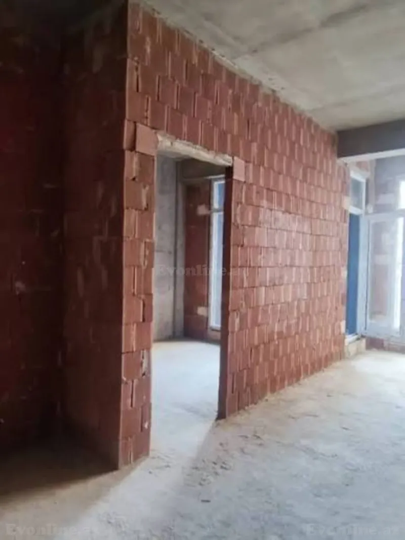 Satılır 4 otaqlı Mənzil Yeni tikili 180 m² 8-ci mikrorayon - şəkil 3