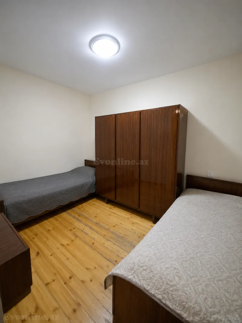 Kirayə verilir 4 otaqlı Həyət evi 100 m² Yasamal