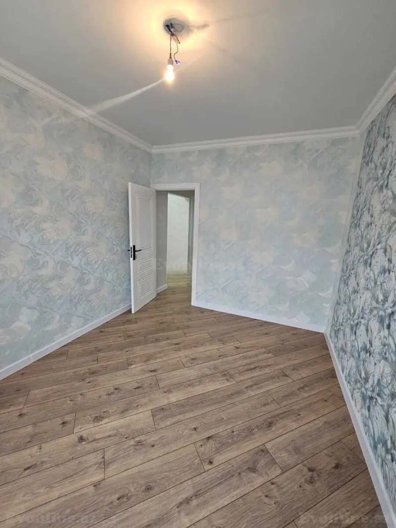 Satılır 3 otaqlı Mənzil Köhnə tikili 75 m² Əhmədli m. - şəkil 5