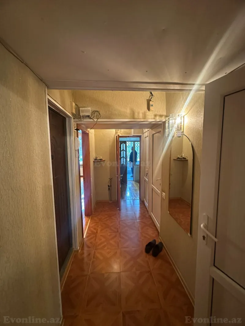 Satılır 2 otaqlı Mənzil Köhnə tikili 50 m² 8 Noyabr pr. - şəkil 8