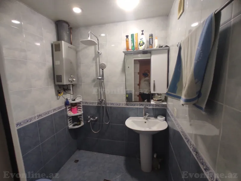 Satılır 2 otaqlı Mənzil Köhnə tikili 50 m² 8 Noyabr pr. - şəkil 10