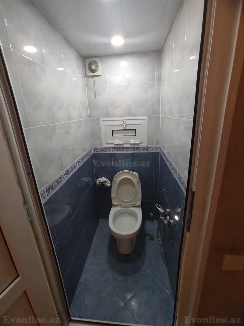 Satılır 2 otaqlı Mənzil Köhnə tikili 50 m² 8 Noyabr pr. - şəkil 11