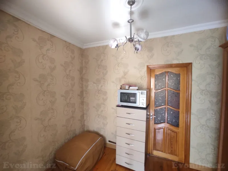 Satılır 2 otaqlı Mənzil Köhnə tikili 50 m² 8 Noyabr pr. - şəkil 12