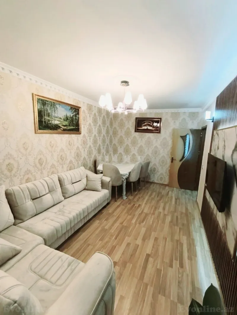 Satılır 2 otaqlı Mənzil Köhnə tikili 70 m² Xalqlar Dostluğu m. - şəkil 2
