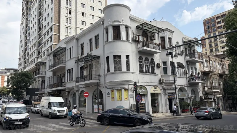 Kirayə verilir 5 otaqlı Mənzil Köhnə tikili 240 m² 28 May m. - şəkil 2