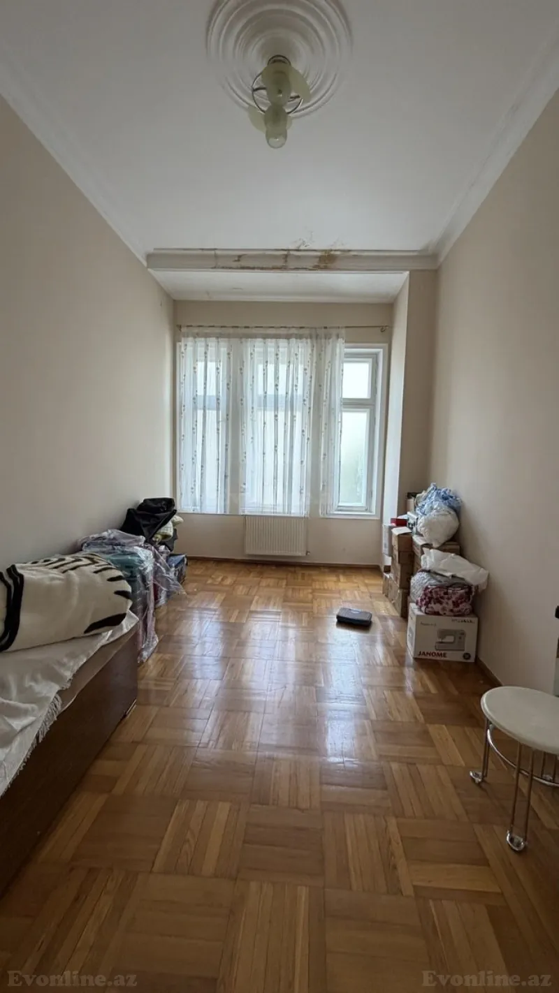 Kirayə verilir 5 otaqlı Mənzil Köhnə tikili 240 m² 28 May m. - şəkil 7