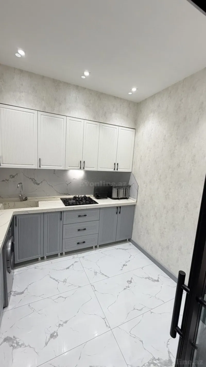 Kirayə verilir 2 otaqlı Mənzil Yeni tikili 70 m² Nərimanov r. - şəkil 14