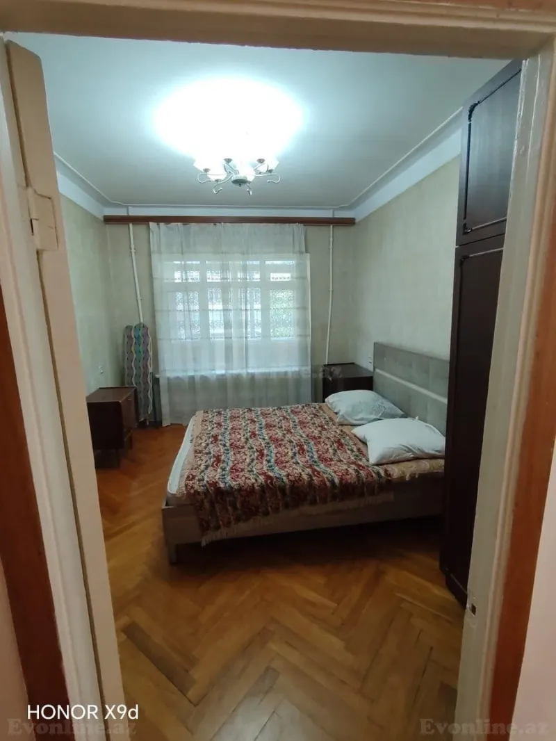 Kirayə verilir 3 otaqlı Mənzil Köhnə tikili 100 m² Gənclik m. - şəkil 4