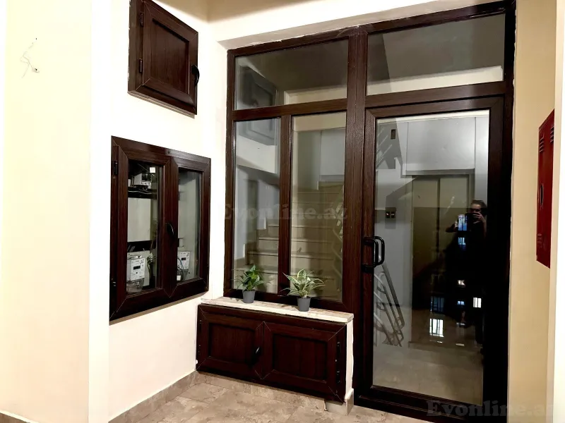 Kirayə verilir 3 otaqlı Mənzil Yeni tikili 130 m² 28 May m. - şəkil 27