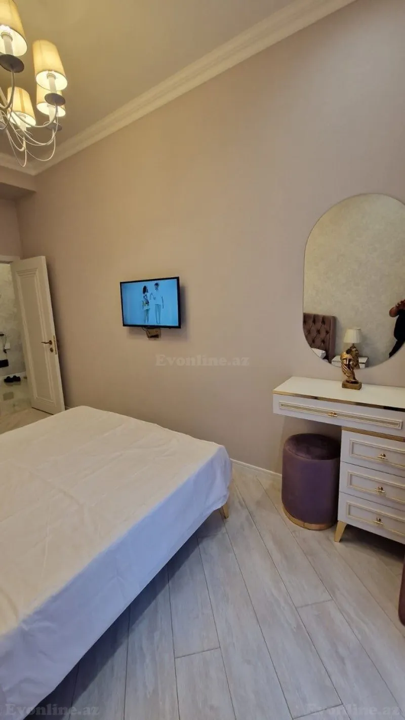 Kirayə verilir 2 otaqlı Mənzil Yeni tikili 60 m² Nərimanov r. - şəkil 10