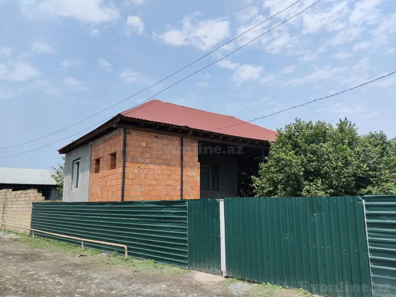Satılır 2 otaqlı Həyət evi 40 m² Qax