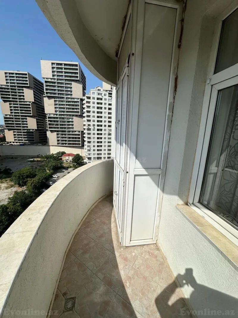 Kirayə verilir 3 otaqlı Mənzil Yeni tikili 105 m² 8 Noyabr m. - şəkil 9