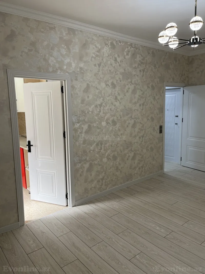 Satılır 2 otaqlı Mənzil Köhnə tikili 42 m² 4-cü mikrorayon - şəkil 5