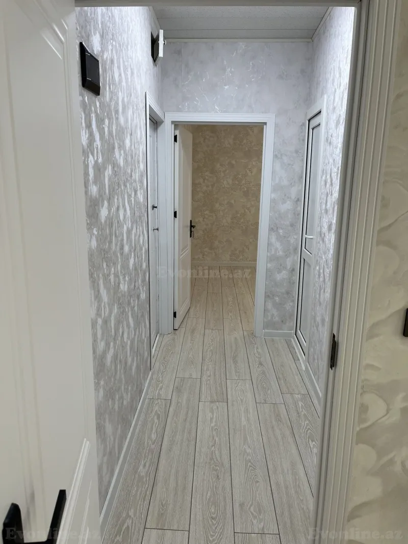 Satılır 2 otaqlı Mənzil Köhnə tikili 42 m² 4-cü mikrorayon - şəkil 9