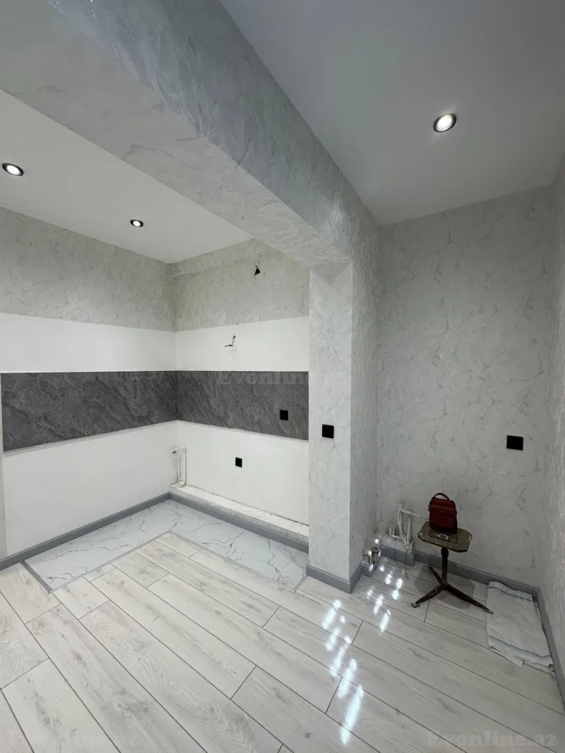 Satılır 2 otaqlı Mənzil Köhnə tikili 65 m² Xətai r. - şəkil 13