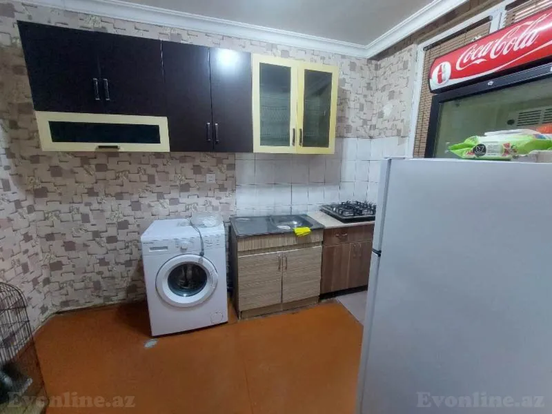Kirayə verilir 3 otaqlı Mənzil Köhnə tikili 75 m² Nəsimi r. - şəkil 2