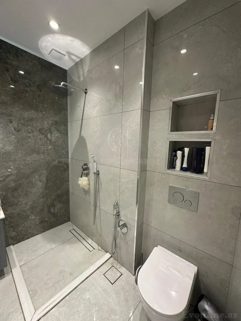 Kirayə verilir 2 otaqlı Mənzil Yeni tikili 70 m² 8-ci kilometr - şəkil 12
