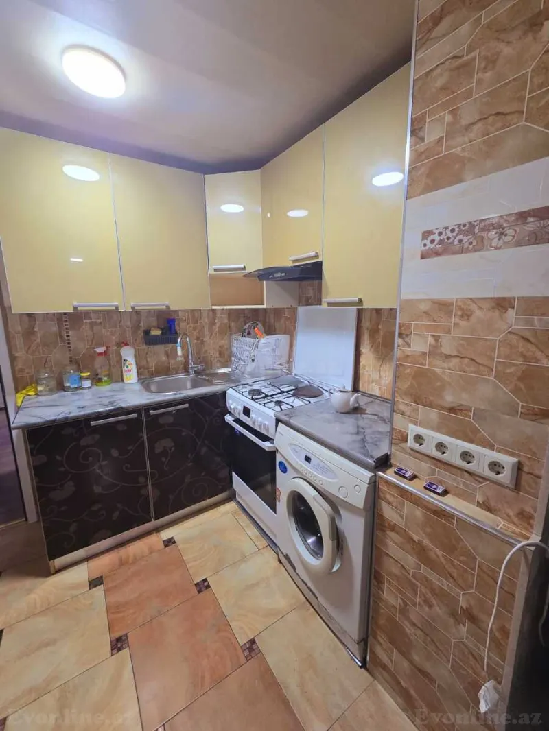 Kirayə verilir 4 otaqlı Mənzil Köhnə tikili 85 m² Nəriman Nərimanov m. - şəkil 11