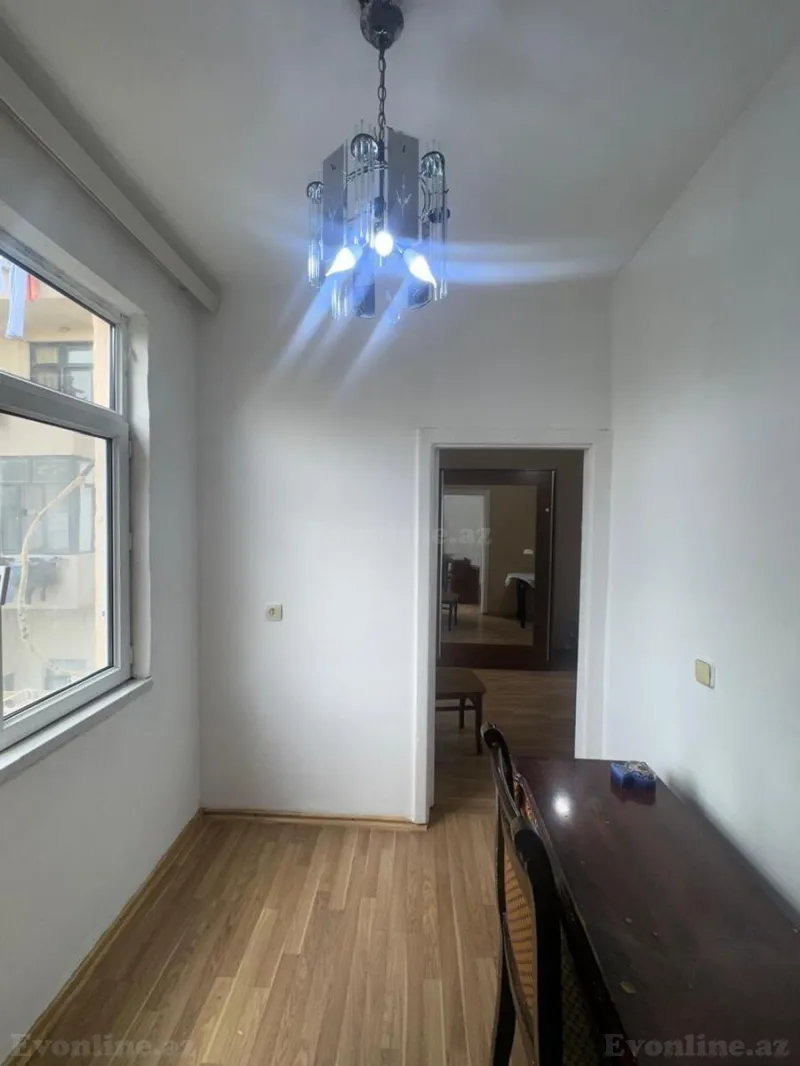 Satılır 2 otaqlı Mənzil Köhnə tikili 45 m² 3-cü mikrorayon - şəkil 3